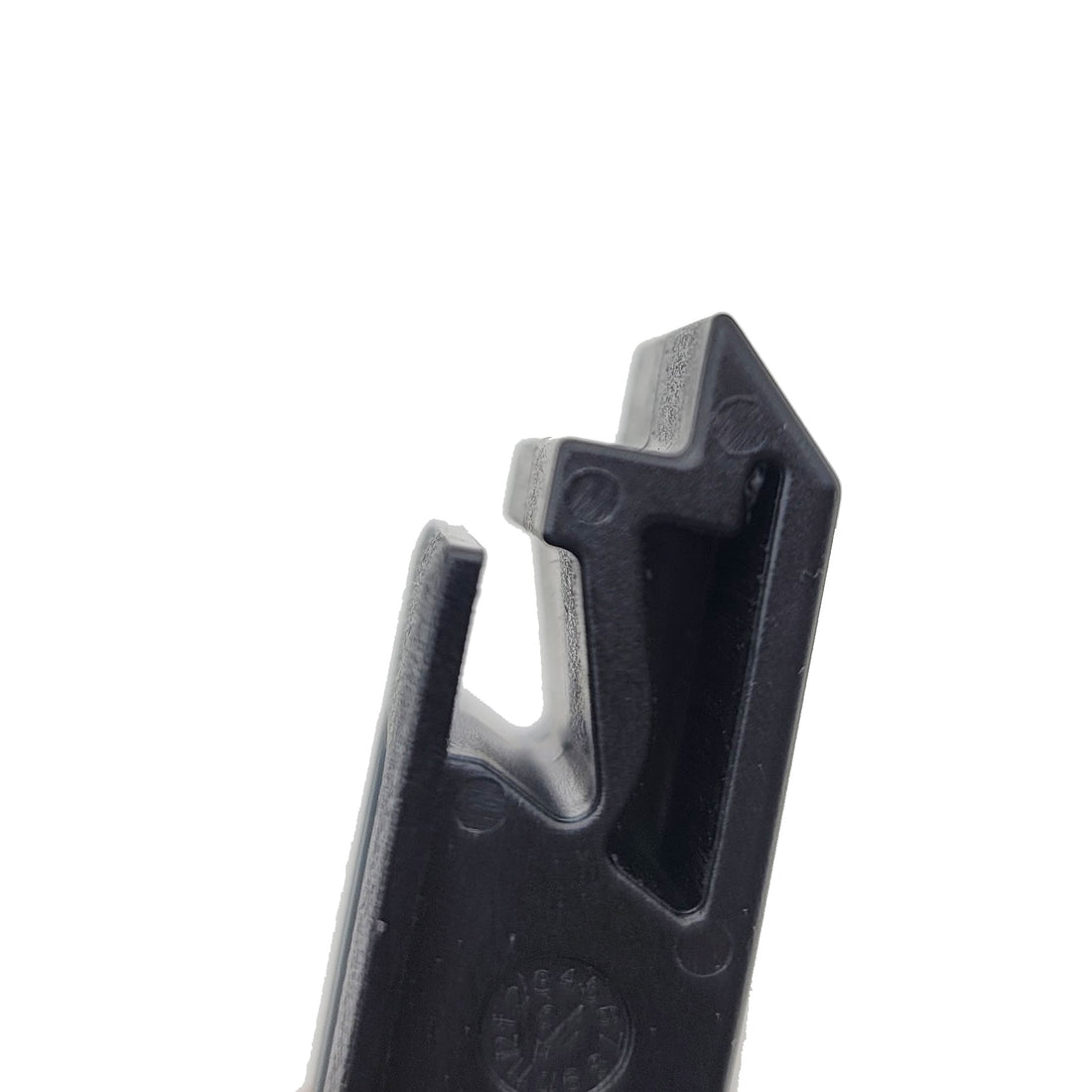 Push to Close Flush Panel Slide Latch